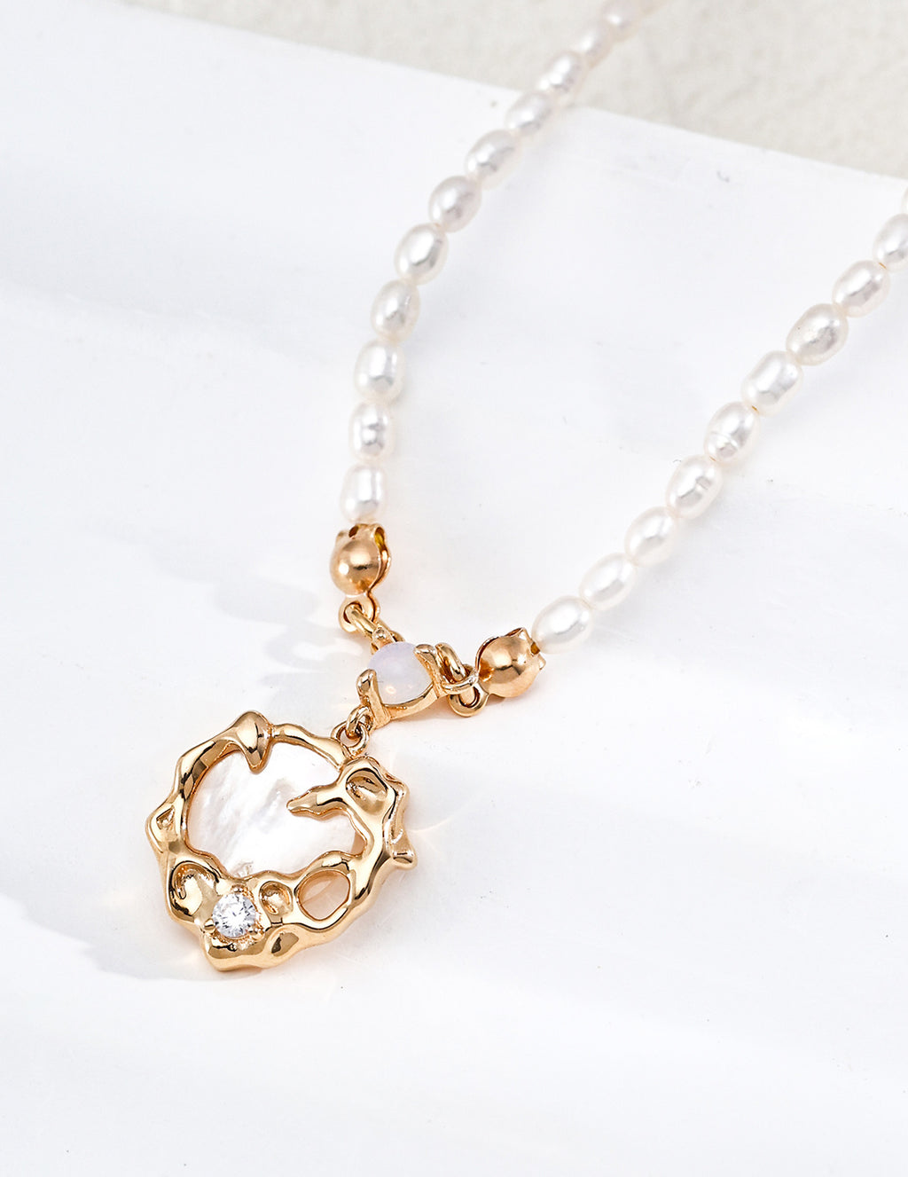 Doris Natural Pearl Necklace