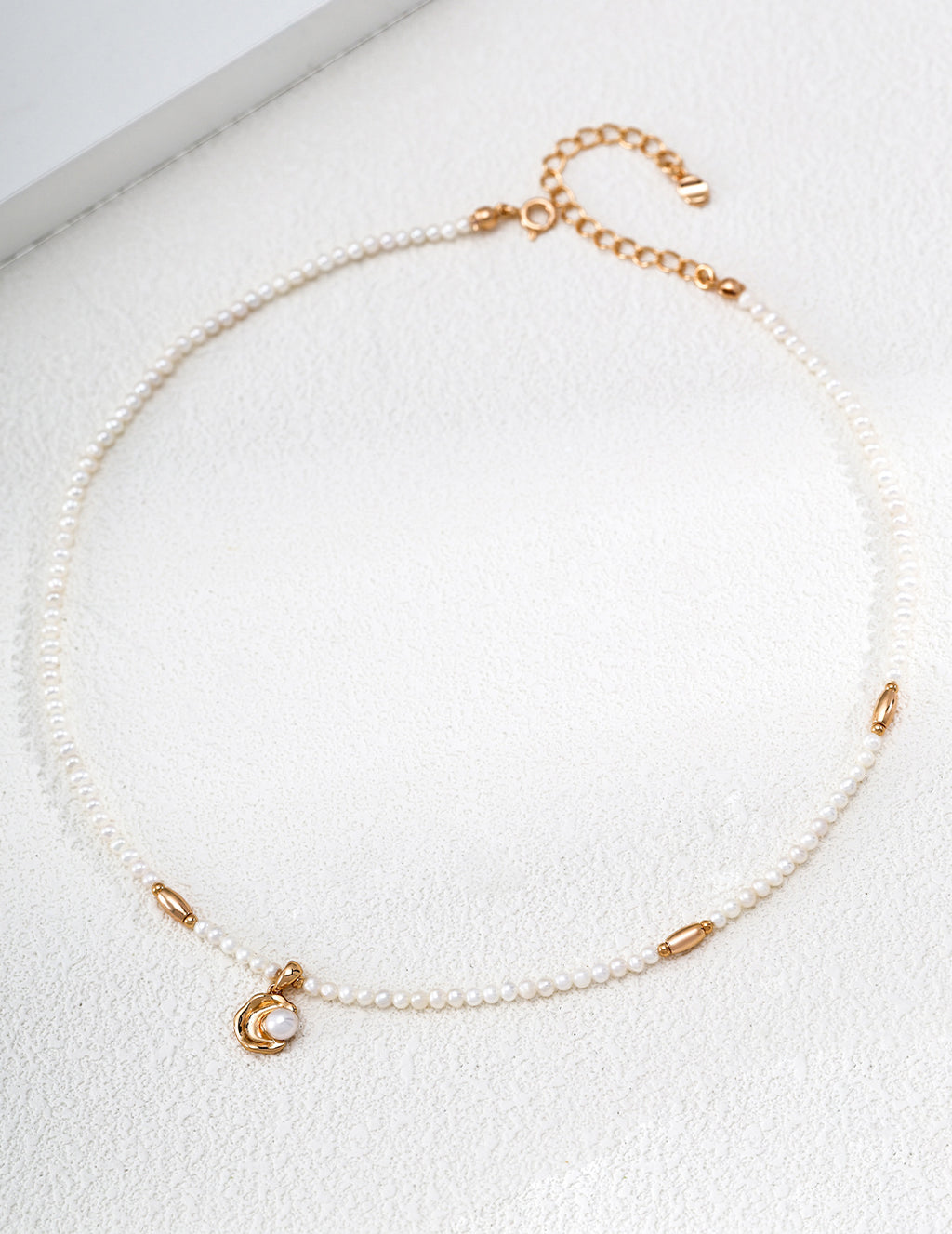 Moon Swirl Pearl Choker